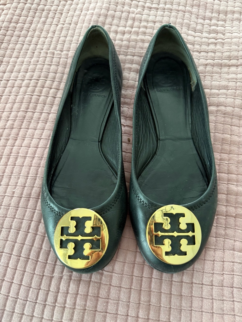 Tory Burch Black Leather Ballet Flats with Gold Logo Medallion 8.5